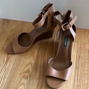 Size 9 NineWest heels